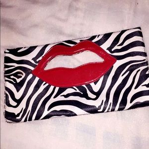 Zebra Lip Clutch